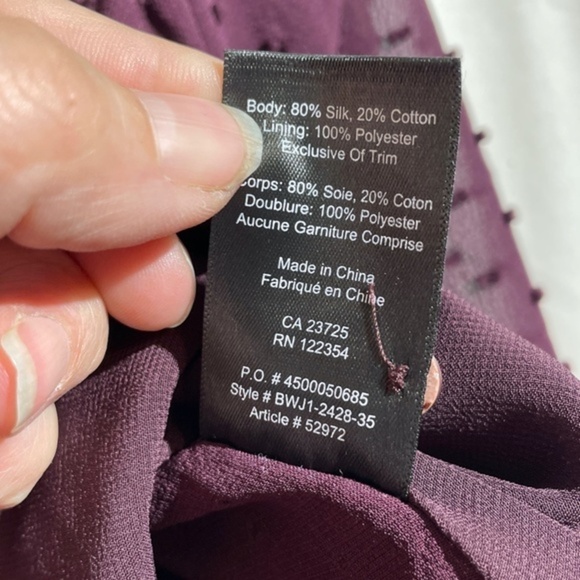 Aritzia Babaton Womens Silk Blend Blouse V-Neck Swiss Dot 3/4 Sleeve Size XS - Picture 4 of 12